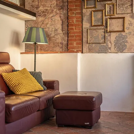 Podere Minuccio Apartment *